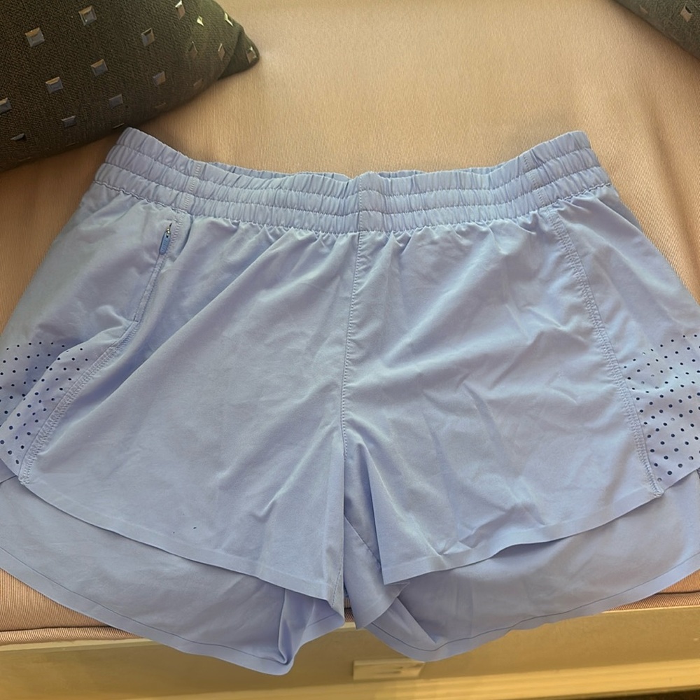 Athleta Hustle 3” Short